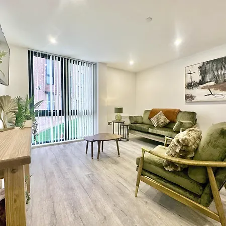 Excellent One Bedroom A9