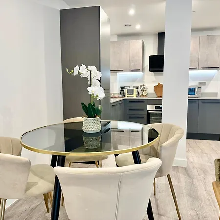 Excellent One Bedroom A9 York